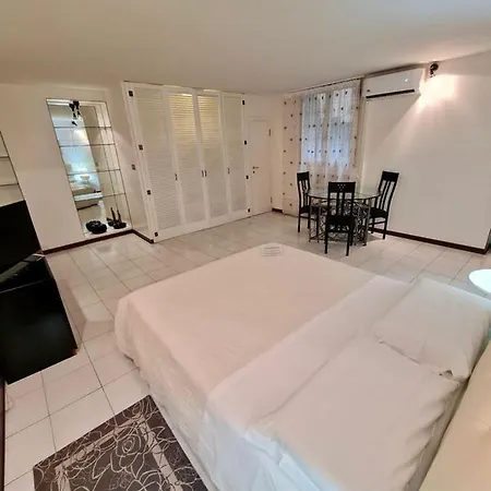 Monolocale Oberdan Apartment